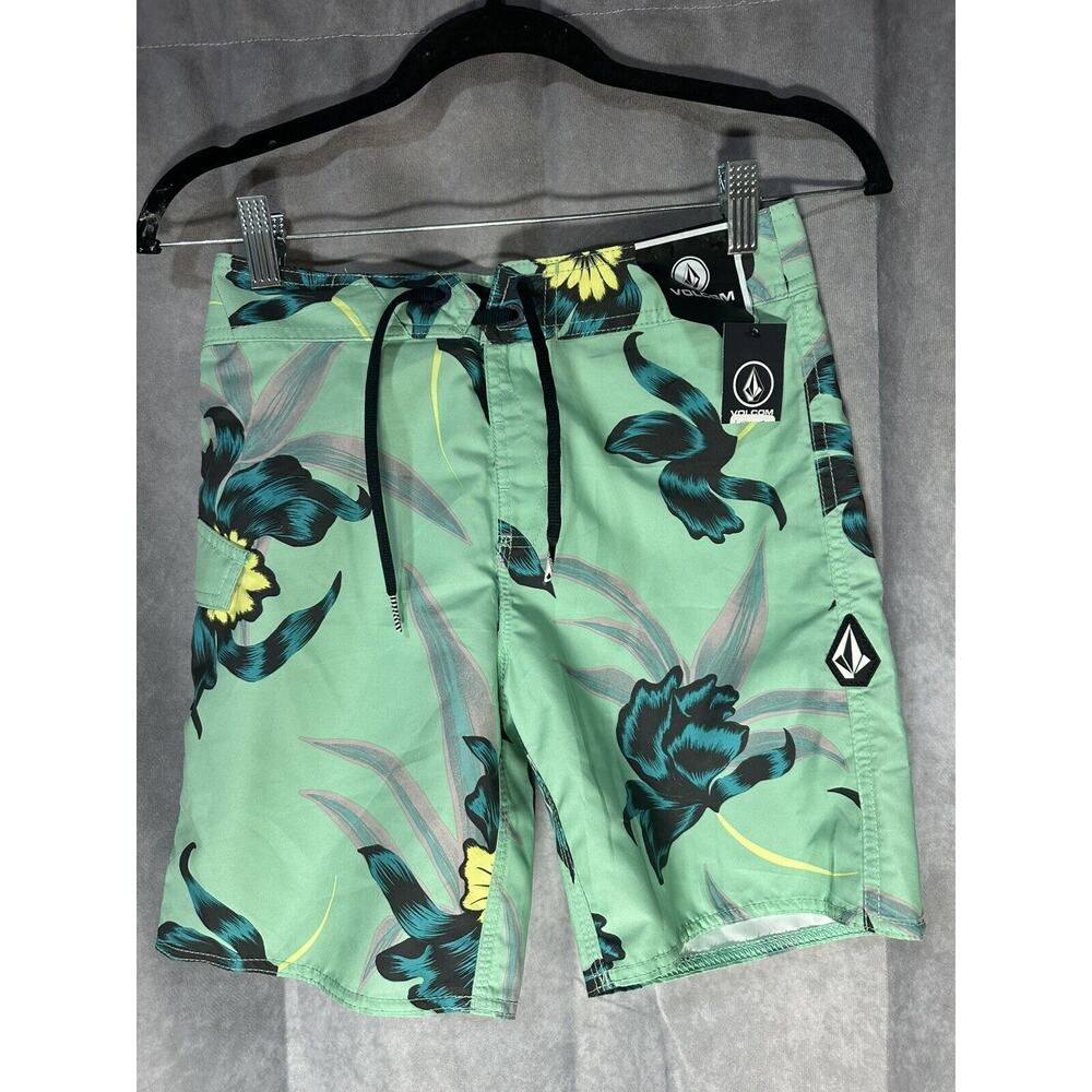 Volcom Polydactal Mod-Tech Trunks NWT Size 26 (12)